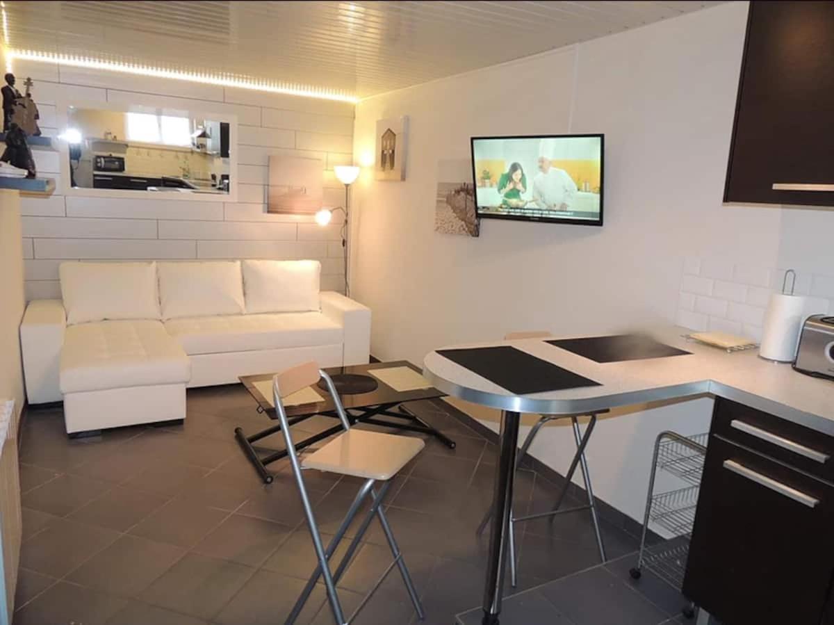 Location Duplex 52M² Au Coeur De Troyes Apartment Exterior photo